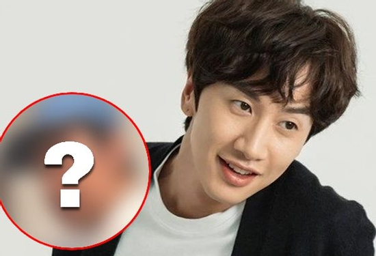 Lee Kwang Soo gây xôn xao với diện mạo khác lạ, hơn 60 triệu lượt xem đổ dồn sự chú ý