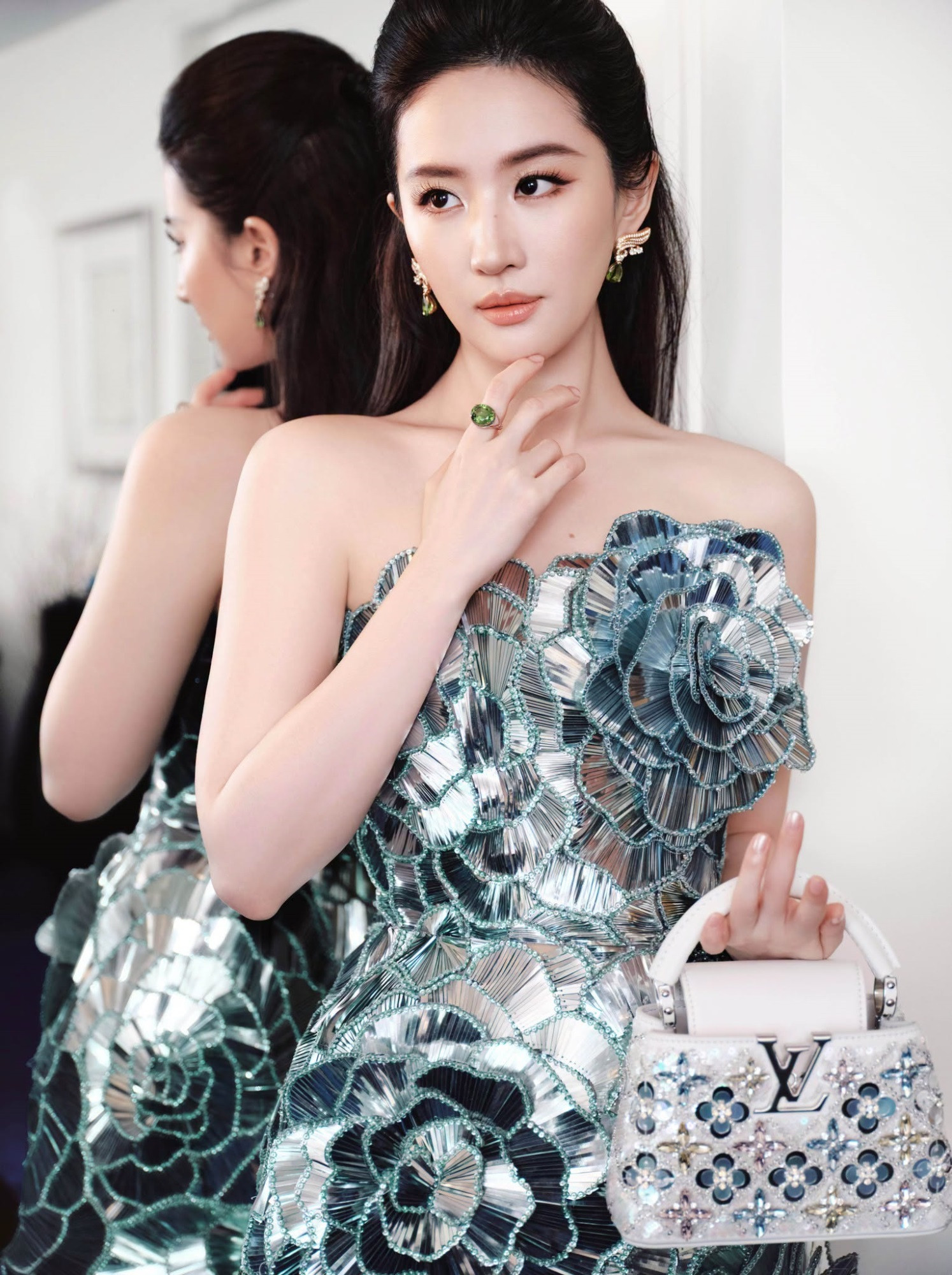 Lưu Diệc Phi tiết lộ lý do vắng bóng gần 3 năm không tham gia phim ảnh - Ảnh 1