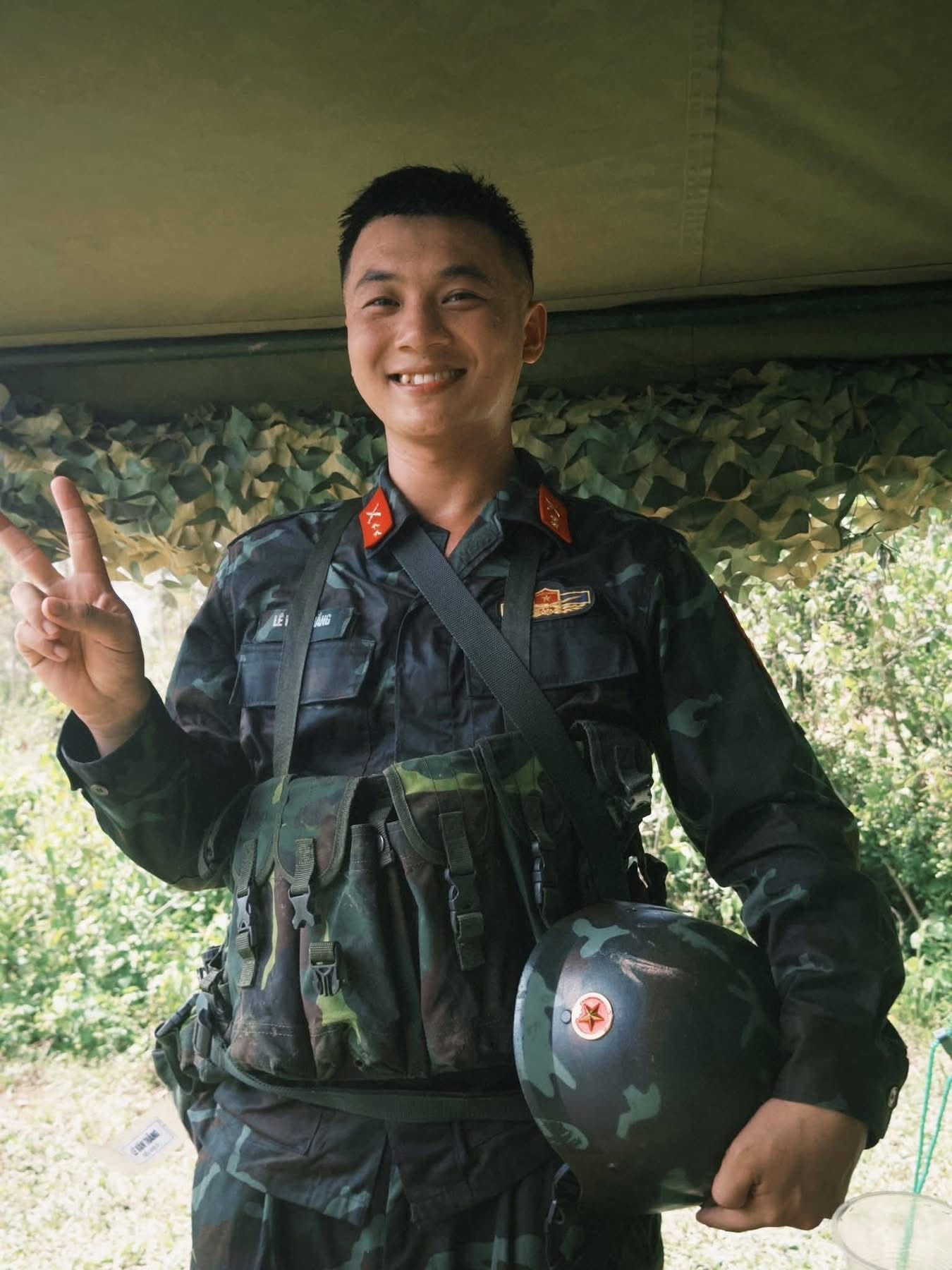Thượng úy Lê Văn Thắng 'Sao Nhập Ngũ' đột ngột qua đời, người nhà đau xót chia sẻ dự định dang dở插图3 1781759041652hoa miny 2 1141 1781762697009506030287 131857