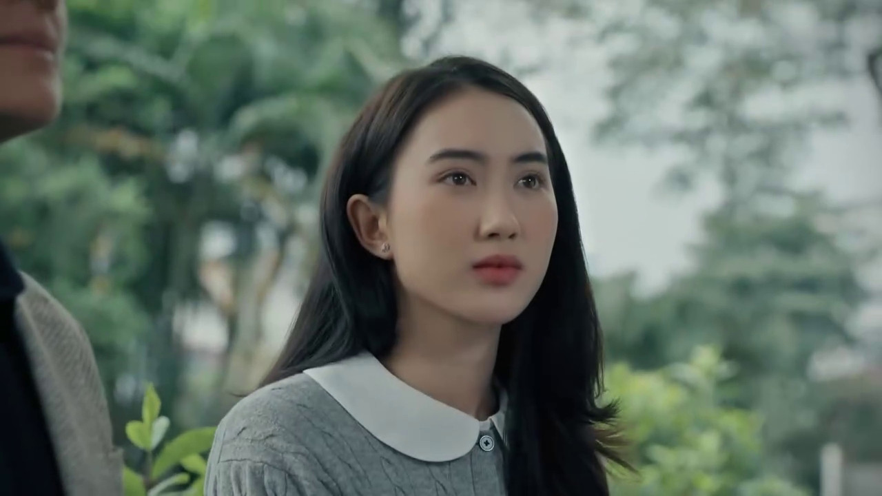 Nhan sắc thanh thuần, trong trẻo của
