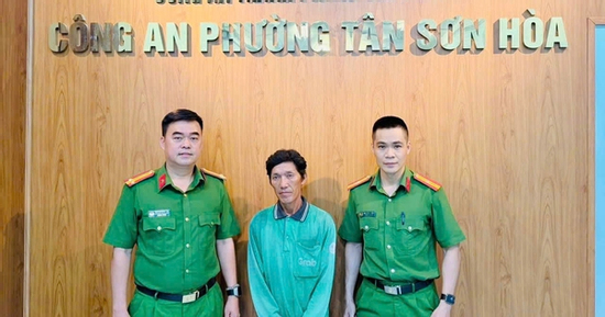 Phạm tội từ năm 1993, nay biết sai nên đến công an đầu thú