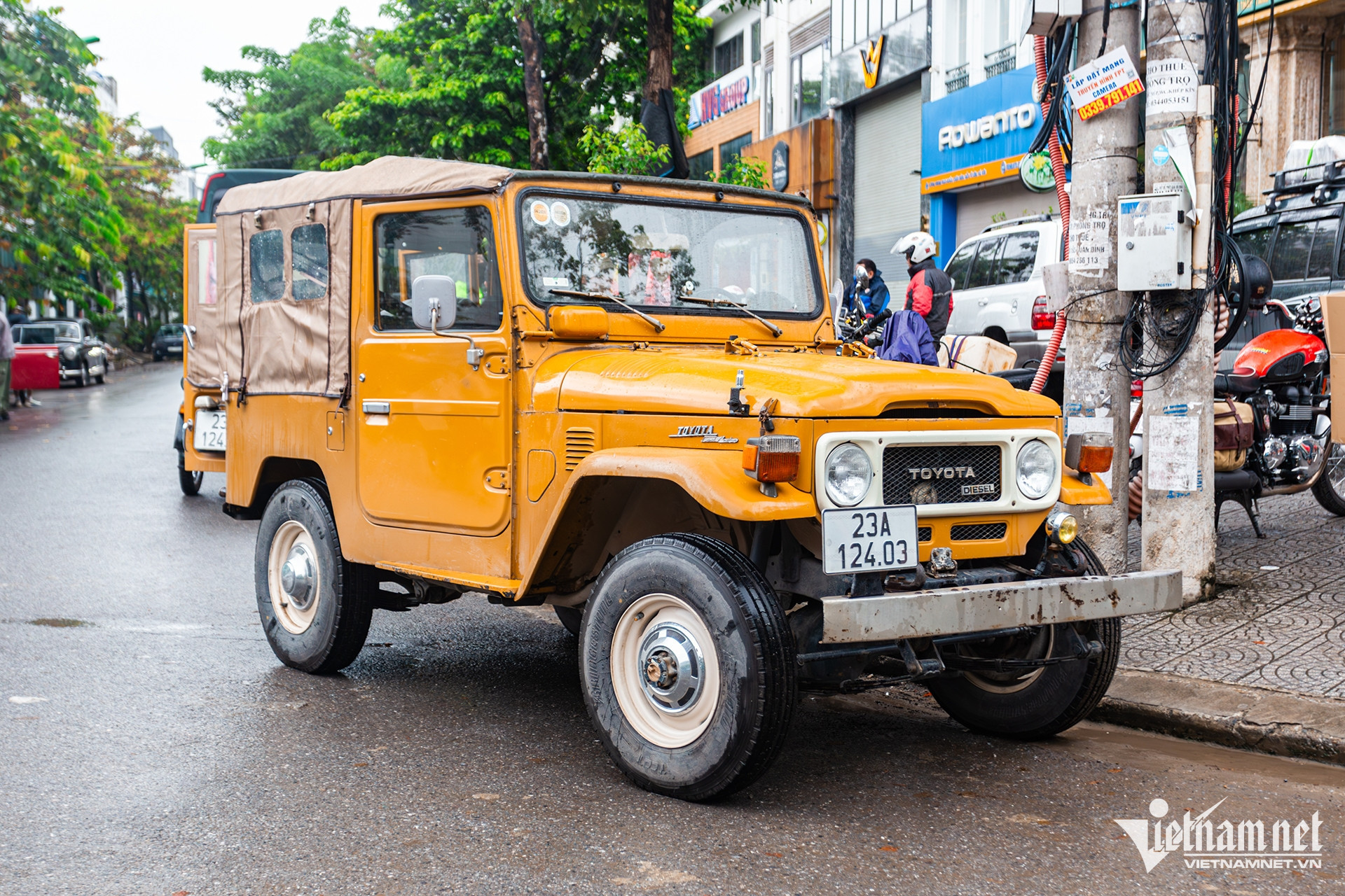 w land cruiser 1jpg 39.jpg