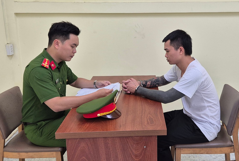 Các TikToker 'Tàng Keng Ông Trùm', 'Khuê Ơi Dậy Đi' đều phạm điều cấm kỵ gì?插图 cong an tphcm bat le anh diep 2 788.png