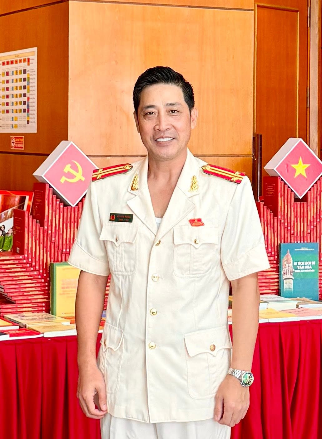 Phản ứng của vợ NSƯT Hồ Phong 'Lửa trắng' khi chồng có cảnh nóng với bạn diễn kém tuổi插图2 538067150_4179674308918192_7009375165423880566_n.jpg