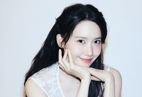Mỹ nhân vừa xuất hiện đã gây sốt với 7 triệu lượt xem: Visual sang như báu vật, thần thái không thể rời mắt