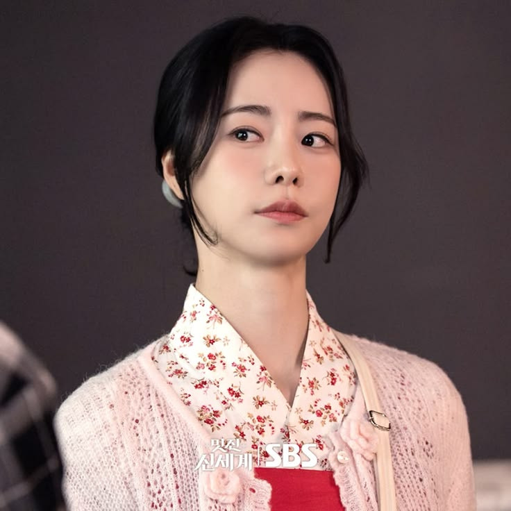 Lee Do Hyun bị cư dân mạng đòi 'trục xuất' khỏi Hàn Quốc vì … bạn gái 'quá hot'插图 Lee Do Hyun bị cư dân mạng đòi 'trục xuất' khỏi Hàn Quốc vì … bạn gái 'quá hot'插图