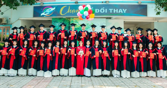 Những lớp học có 100% học sinh thi đỗ trường chuyên ở Hà Nội