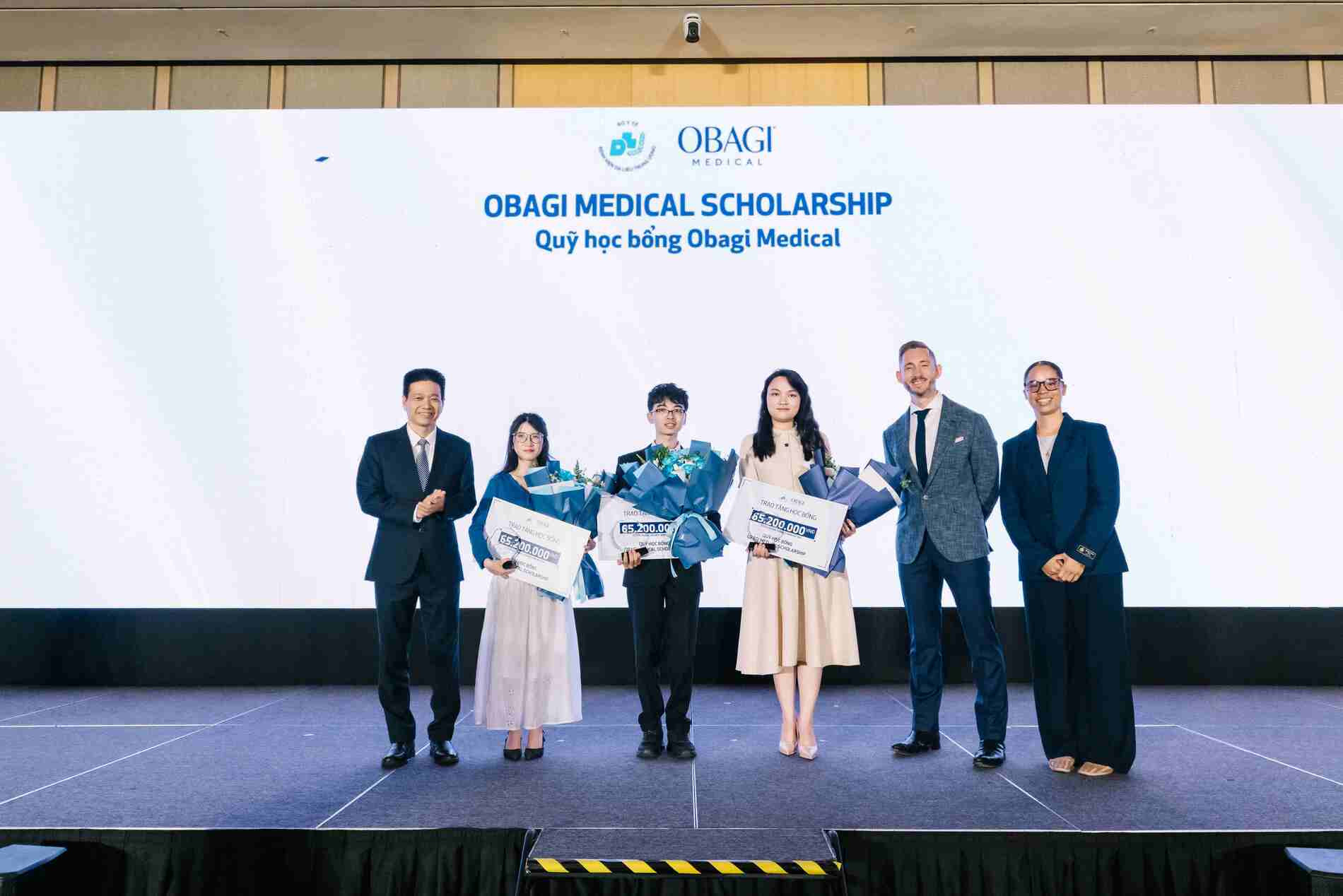 Obagi Medical giới thiệu đột phá trong da liễu thẩm mỹ và trao học bổng hỗ trợ bác sĩ trẻ ngành Da liễu插图1 V1780446 (2).jpg