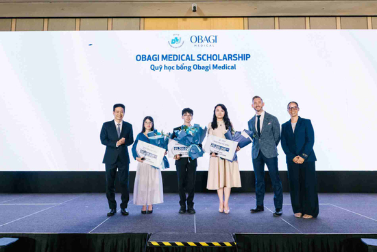 Obagi Medical giới thiệu đột phá trong da liễu thẩm mỹ và trao học bổng hỗ trợ bác sĩ trẻ ngành Da liễu