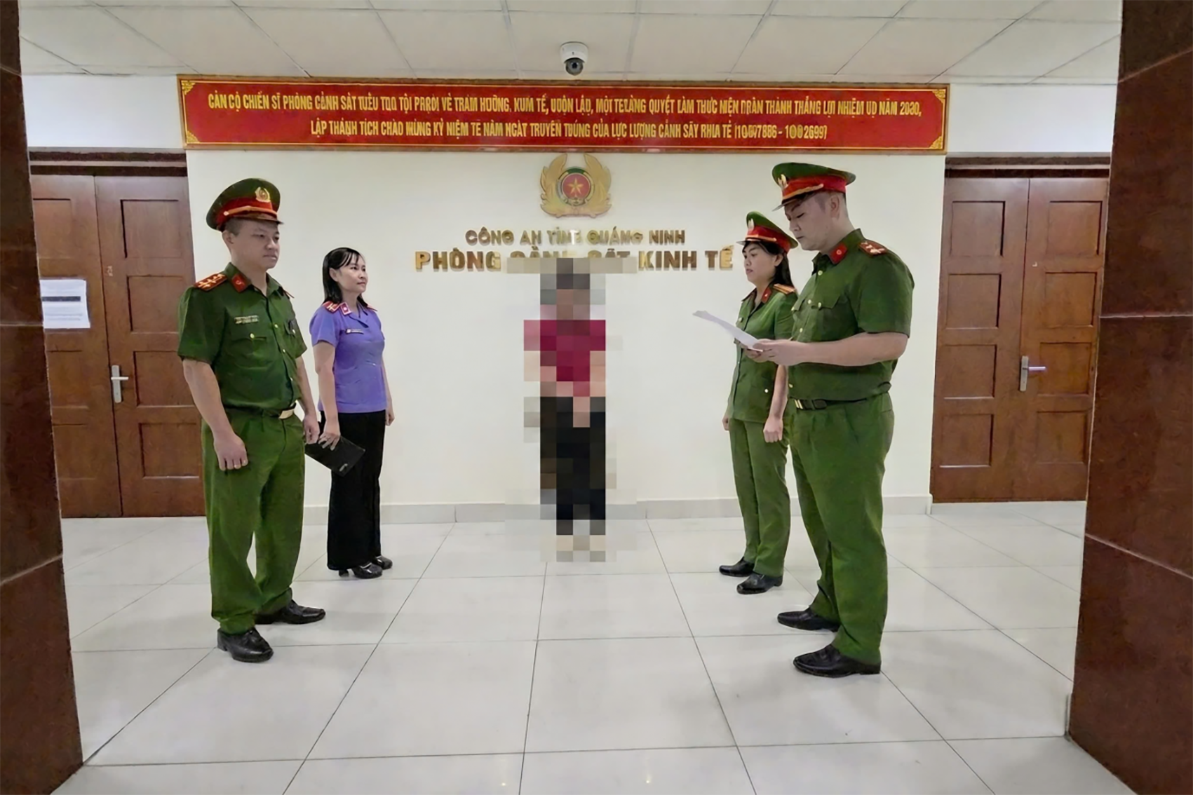 ảnh khởi tố.png