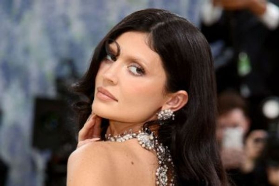 Kylie Jenner bị tố làm đầu bếp riêng sảy thai!