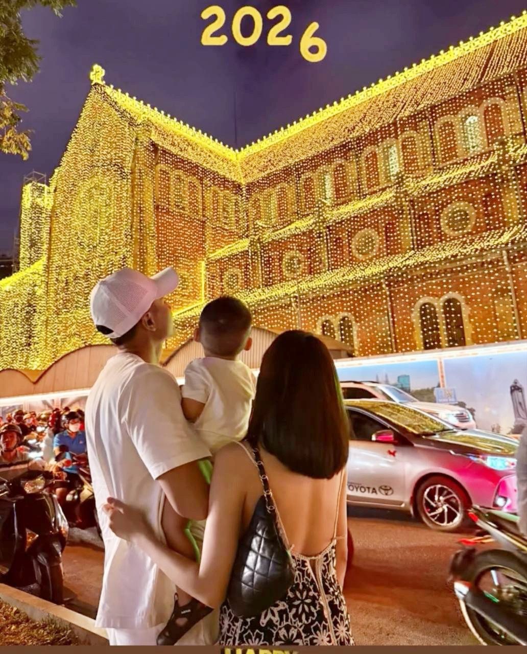Nam siêu mẫu điển trai bậc nhất Vbiz sau gần 3 năm kết hôn: Cuộc sống kín tiếng khiến nhiều người tò mò - Ảnh 7.