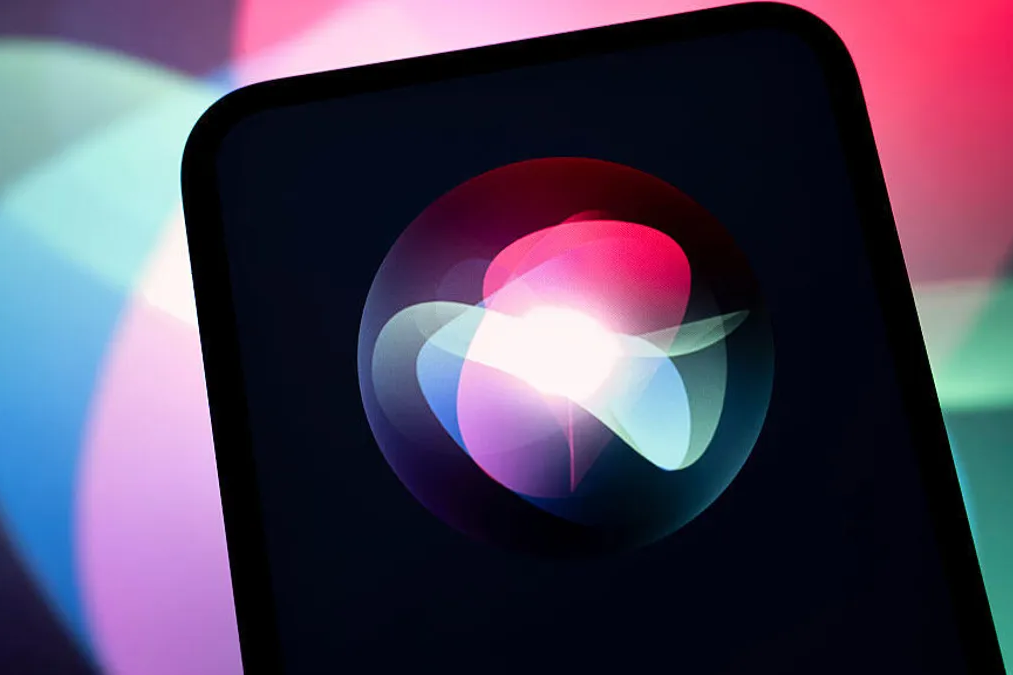 Hé lộ cuộc ‘đại tu’ Siri và AI trên iOS 27: Apple phản công