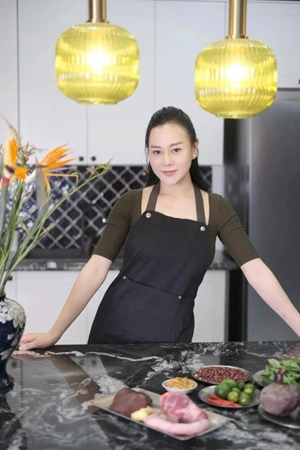 Diễn viên Phương Oanh hạnh phúc khi tìm lại