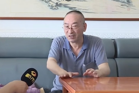 Từng được gọi là 'thần đồng', người đàn ông bỏ học tiến sĩ ở tuổi ngoài 30 rồi sống 'ăn bám' cha mẹ