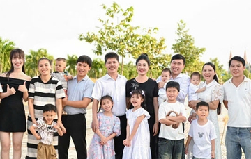 3 chị em lấy 3 anh em ruột ở Nghệ An, thông gia thân thiết như người một nhà