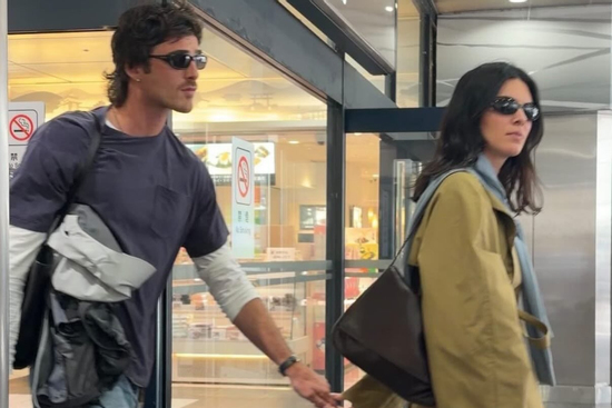 Cuối cùng Kendall Jenner cũng chịu 