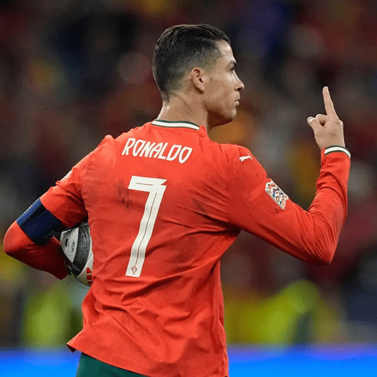 Không phải Messi, đây mới là lý do thực sự khiến Ronaldo khao khát vô địch World Cup 2026