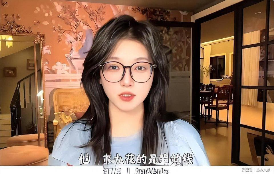 Phú bà trang sức nổi tiếng Trung Quốc tố chồng ngoại tình với trợ lý thân cận, loạt tình tiết gây phẫn nộ插图1 Phú bà trang sức nổi tiếng Trung Quốc tố chồng ngoại tình với trợ lý thân cận, loạt tình tiết gây phẫn nộ插图1