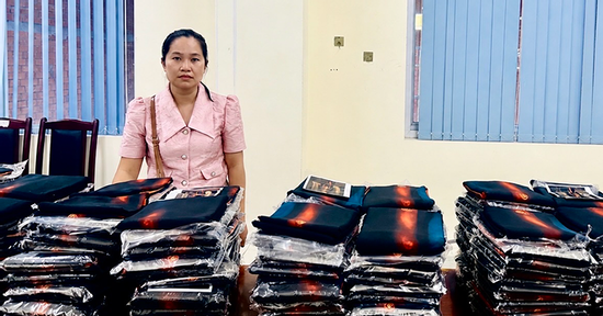Chủ thương hiệu vải áo dài Đất Lành bị khởi tố vì xâm phạm bản quyền