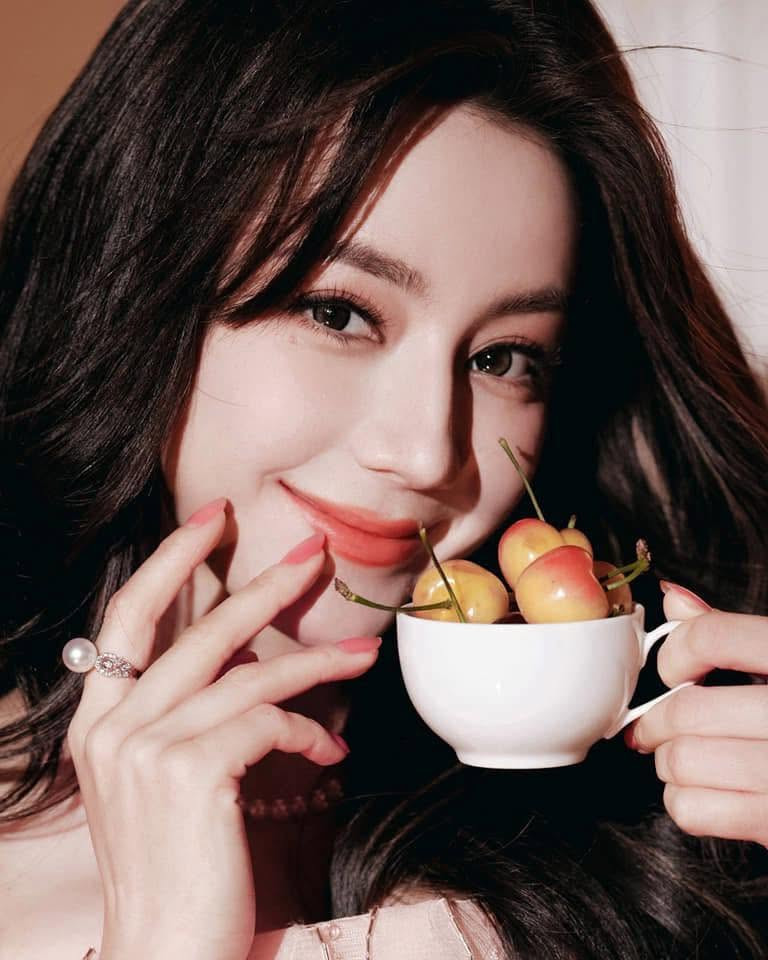 Địch Lệ Nhiệt Ba ghi điểm với visual cuốn hút trong loạt ảnh mới - Ảnh 6