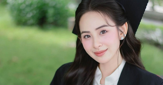 Cận cảnh nhan sắc cực phẩm của 
