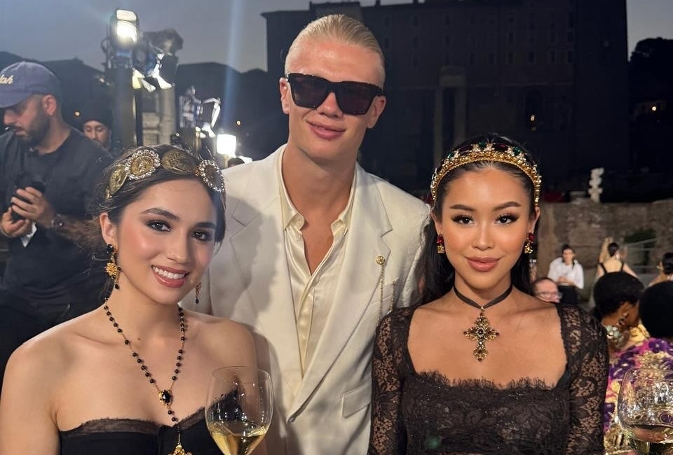 Anh em Bellingham visual điển trai, tài năng xuất chúng: Anh là tiền vệ đỉnh nhất World Cup, em cao 1m91 bùng nổ Dortmund插图5 Anh em Bellingham visual điển trai, tài năng xuất chúng: Anh là tiền vệ đỉnh nhất World Cup, em cao 1m91 bùng nổ Dortmund插图5