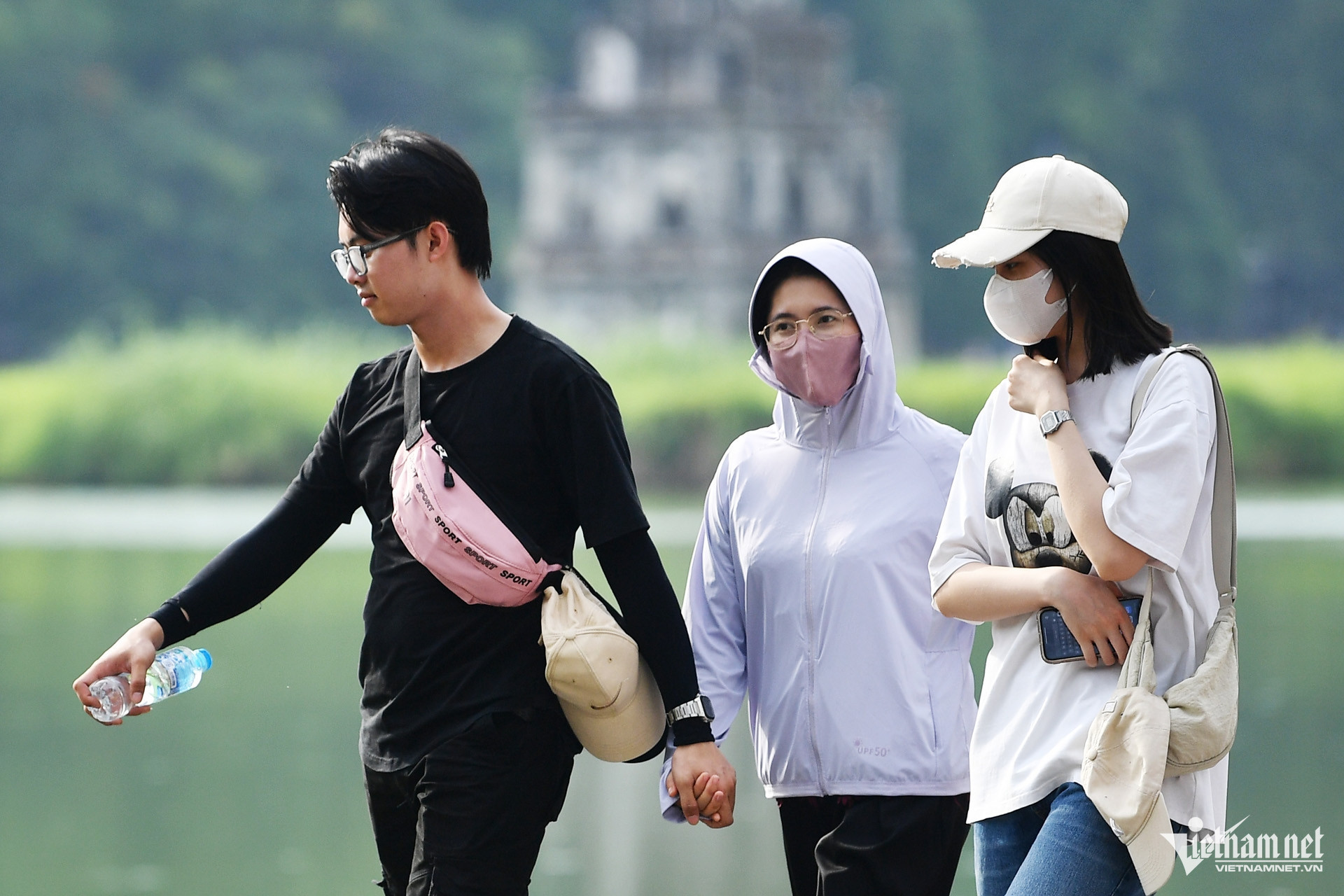 Dự báo thời tiết 14/7/2026: Miền Bắc xuất hiện nắng nóng, Nam Bộ mưa lớn cục bộ插图 W-nóng bức (63).jpg