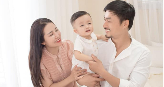Diễn viên Duy Hưng 'Lửa trắng' tổng tài xã hội đen, vào vai ác để dạy con