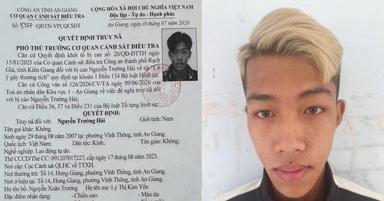 Truy nã nam thanh niên mang dao đâm học sinh trước cổng trường để bênh em bạn gái