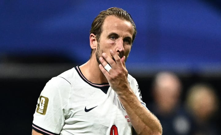 Anh thua ngược Argentina, Harry Kane tự trách: 'Dẫn 1-0 mà chỉ cố giữ tỷ số'插图 Harry Kane thất vọng khi đội tuyển Anh thua ngược. (Ảnh: Reuters)