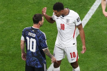 Bellingham tiết lộ sự thật về màn 'khẩu chiến' với Messi, cậu Be nói gì mà khiến siêu sao 'bĩu môi'?