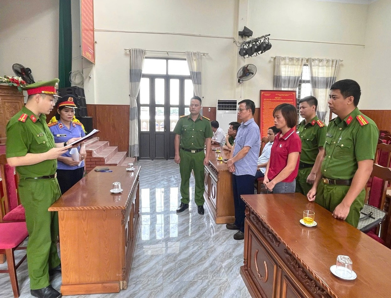 Khởi tố nguyên Chủ tịch UBND xã ở Ninh Bình插图 1 2026 07 16T111044_833.jpg