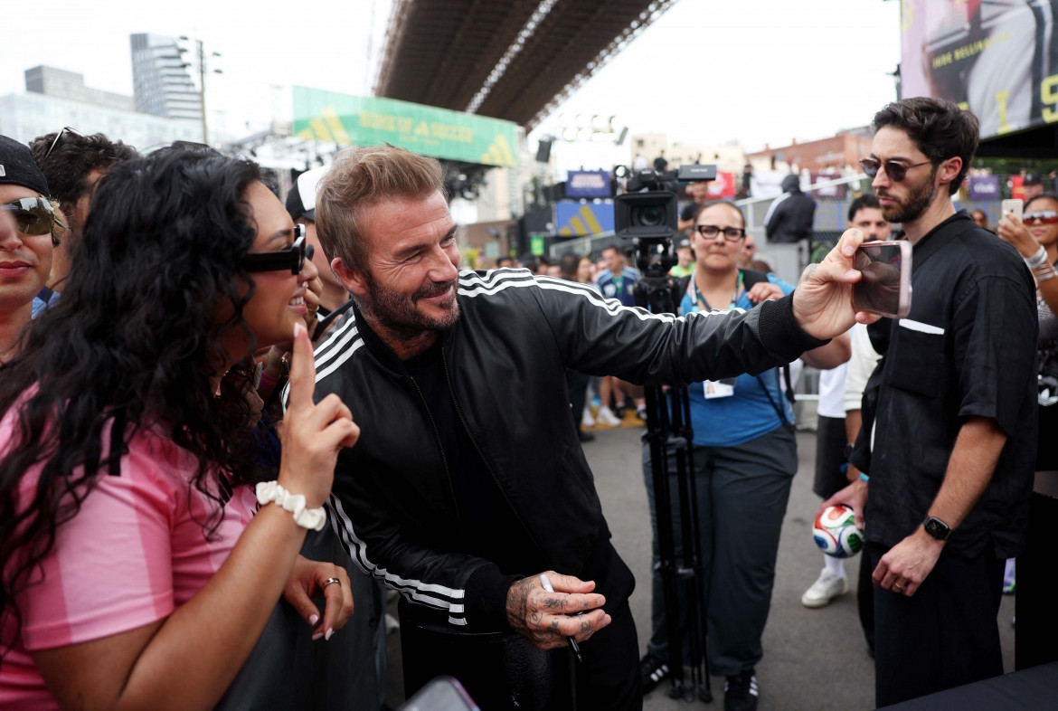 david beckham khong can ra san van la ngoi sao dat gia nhat world cup hinh anh 7
