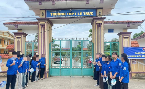 Nghi vấn tiêu cực tại điểm thi ở Quảng Trị: Khởi tố 2 giáo viên