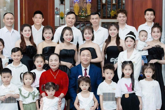 4 anh em ruột ở Nghệ An xây nhà chung sân, chung cổng trên mảnh đất gần 1.000m2