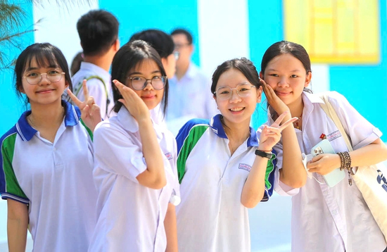 Lộ diện 11 thủ khoa, 47 á khoa các khối thi tốt nghiệp THPT năm 2026