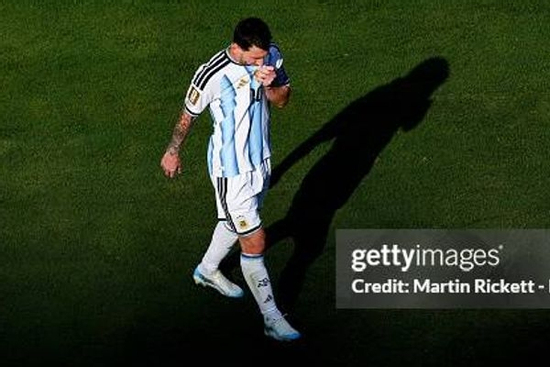Messi bị chấm số điểm rất thấp, lu mờ trước 'siêu dự bị' của Tây Ban Nha