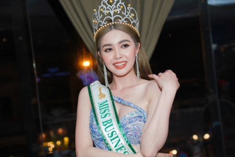 Vụ vương miện 3 tỷ đồng kiểm định không có kim cương thật: BTC cuộc thi hoa hậu lên tiếng