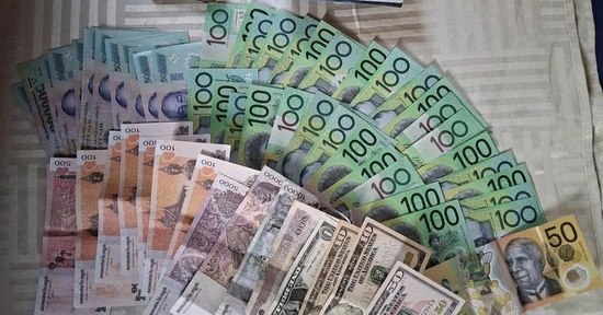 Bất ngờ bên trong chiếc túi du khách nước ngoài bỏ quên trên tàu
