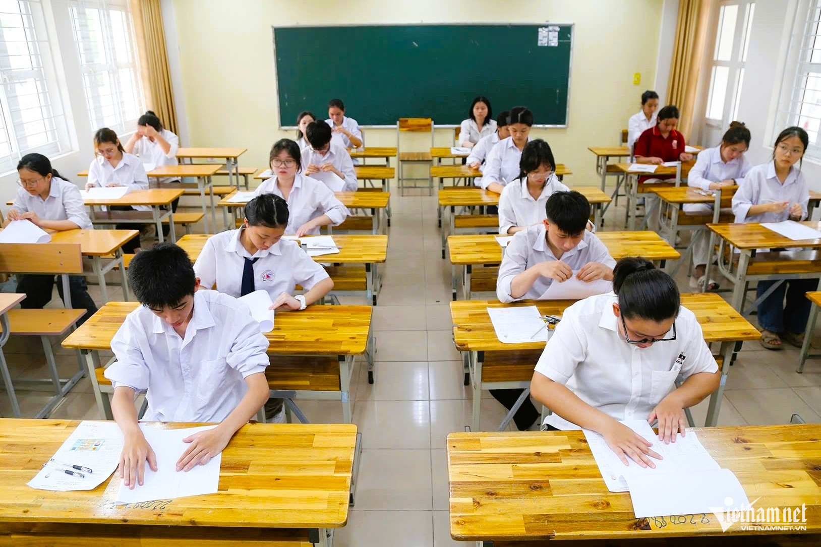 Bộ Giáo dục: 99% học sinh đỗ tốt nghiệp vẫn không thể bỏ kỳ thi tốt nghiệp THPT插图 W-Ảnh Phạm Công 8.jpg