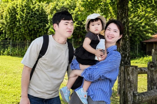 Sếp Nhật 'giả nghèo' cưa đổ mẹ đơn thân quê Nghệ An hơn 8 tuổi: Từ buổi hẹn chia tiền 50/50 đến hôn nhân viên mãn