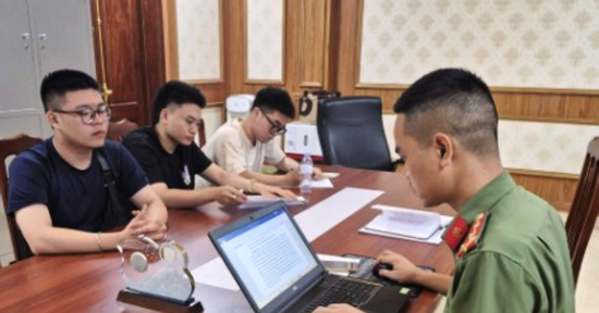 Công an mời làm việc 3 thanh niên đăng clip cợt nhả trong Ngày Thương binh – Liệt sĩ