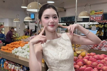 Phương Oanh gây chú ý với phong cách đời thường rạng rỡ trong chuyến du lịch nước ngoài