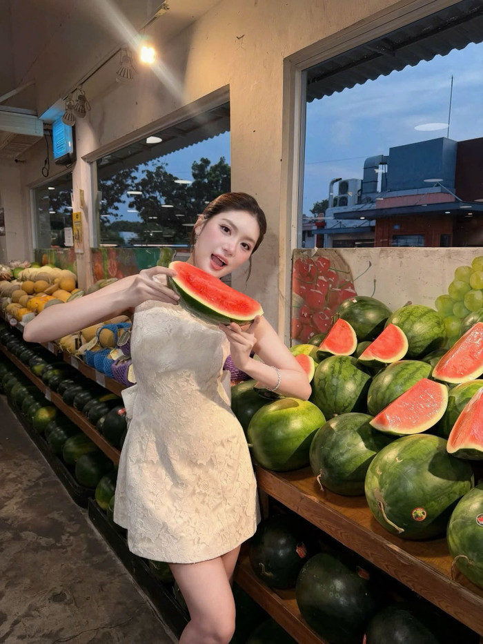 Nhan sắc đời thường của Hoa hậu Phương Oanh khiến fan không ngừng xuýt xoa.
