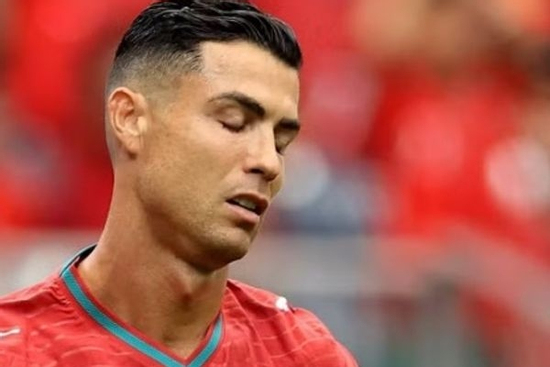 Ronaldo và một thống kê thảm họa: Huyền thoại vĩ đại dần trở thành… 'người thừa'?