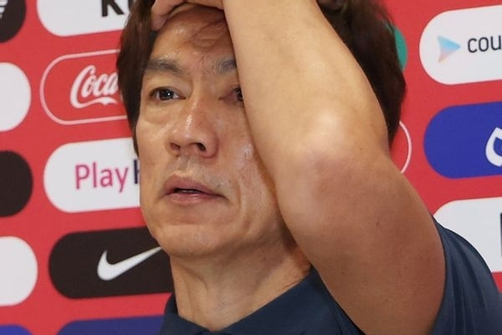 World Cup 2026 thành 'cối xay HLV': 7 chiến lược gia mất việc, HLV Hàn Quốc bị tẩy chay dữ dội nhất