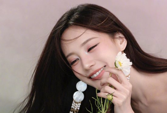 Đúng hôm nay, thứ 5 ngày 30/7/2026, 3 con giáp sự nghiệp phất lên như diều gặp gió, tài vận thăng hoa