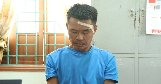 Bắt giữ đối tượng dùng rựa chém bị thương 2 cán bộ công an xã