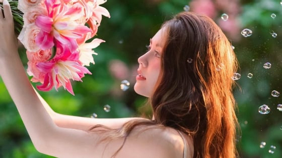 Chạm ngưỡng 18, con gái út MC Quyền Linh khoe nhan sắc kiều diễm